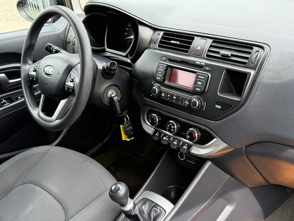 Kia Rio Gereserveerd!, Euro 5, 4 cilinders, Zwart, Origineel Nederlands