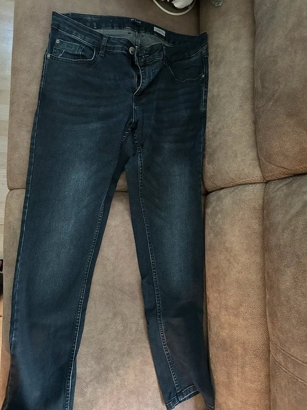 Stijlvolle DeFacto Skinny Fit Jeans - W31 donkerblauw, Blauw, DeFacto, W32 (confectie 46) of kleiner, Ophalen of Verzenden