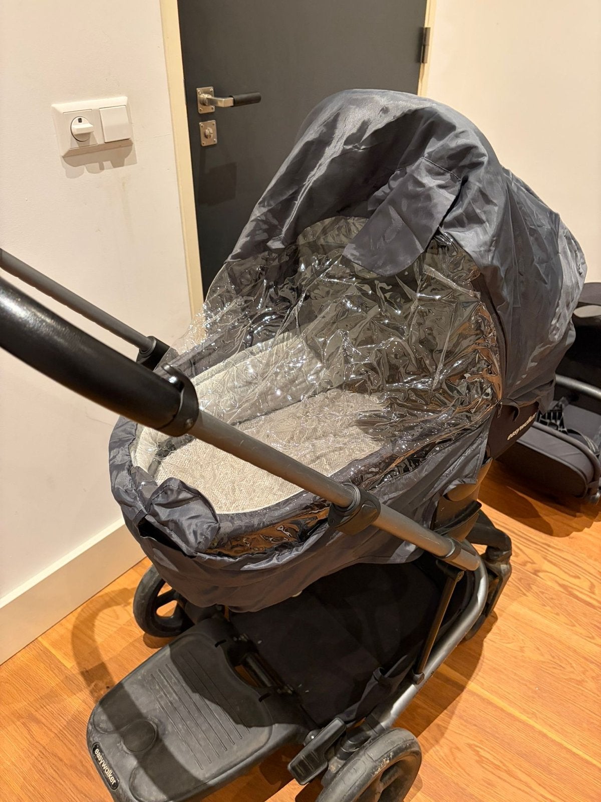 Easywalker Harvey 2 Combiwagen met meerijdplankje, Kinderen en Baby's, Kinderwagens en Combinaties, Ophalen, Gebruikt, Combiwagen