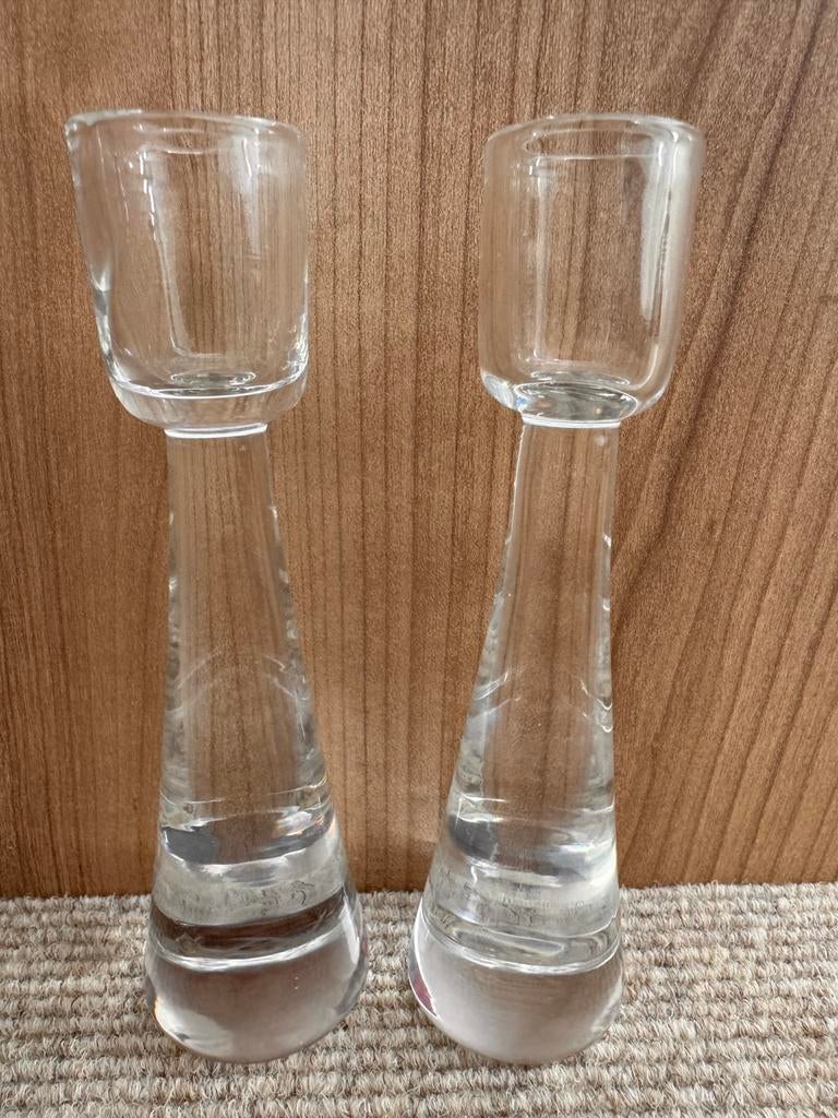Twee zgan Orrefors kristalglazen kandelaars 16cm, Antiek en Kunst, Kunst | Designobjecten, Ophalen of Verzenden