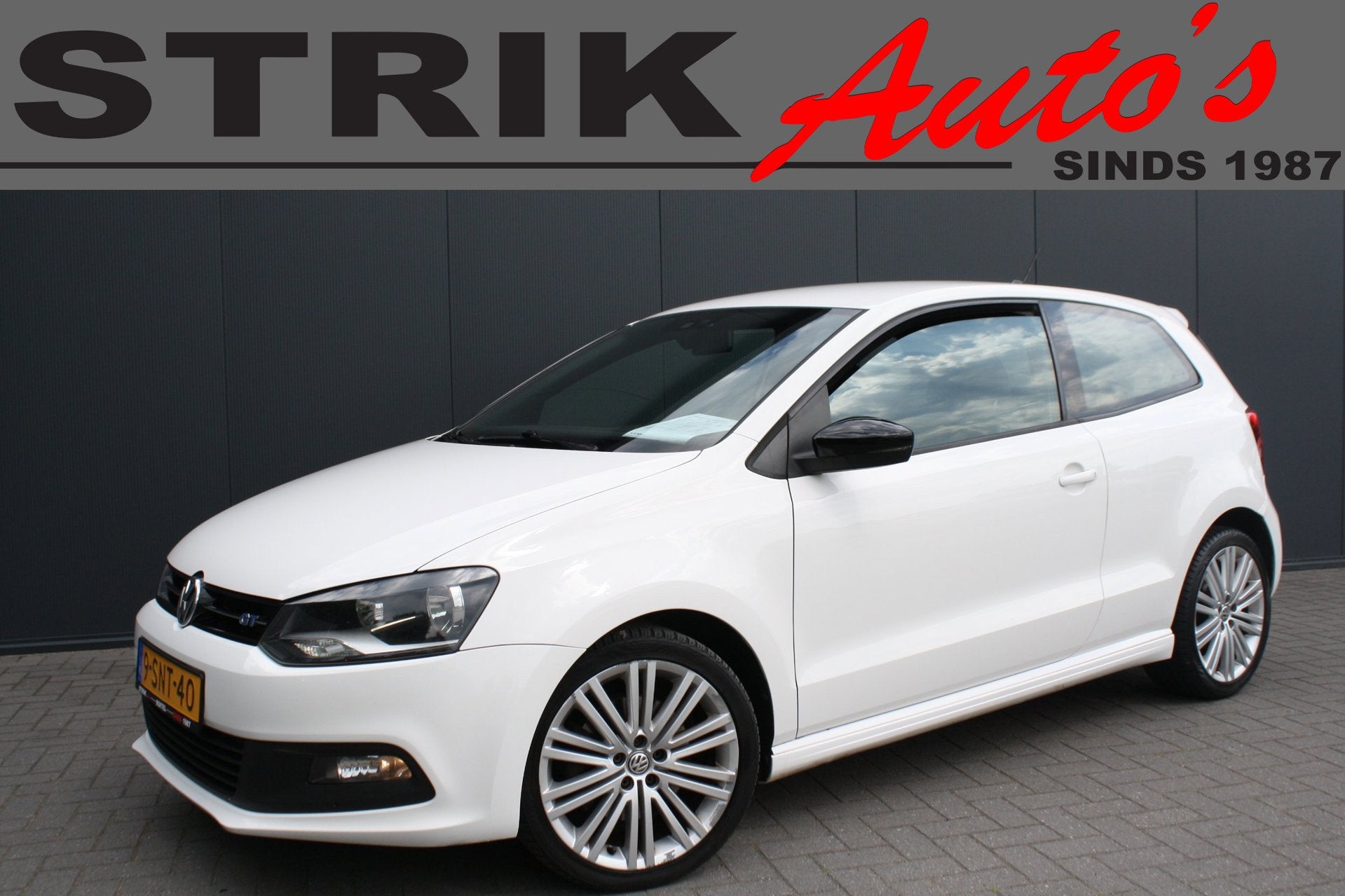Volkswagen Polo 1.4 TSI 140PK BlueGT - AUTOMAAT - EXECUTIVE, Auto's, Volkswagen, Euro 5, Gebruikt, 4 cilinders, Alcantara
