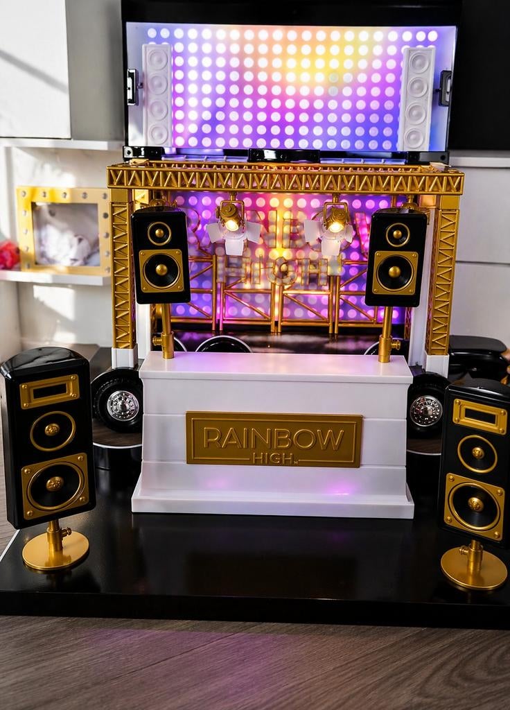 Rainbow High DJ set + Tourbus + Pop, Ophalen