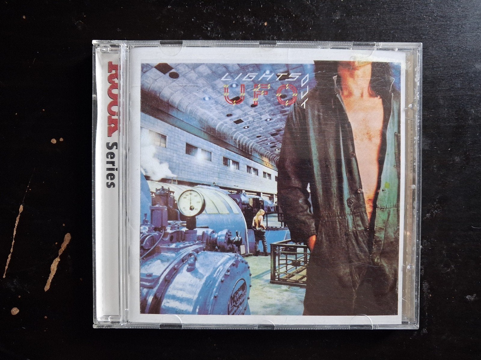 UFO - Lights Out (Classic Rock Series) CD, Ophalen of Verzenden, Zo goed als nieuw, Inclusief boekje, Classic Rock