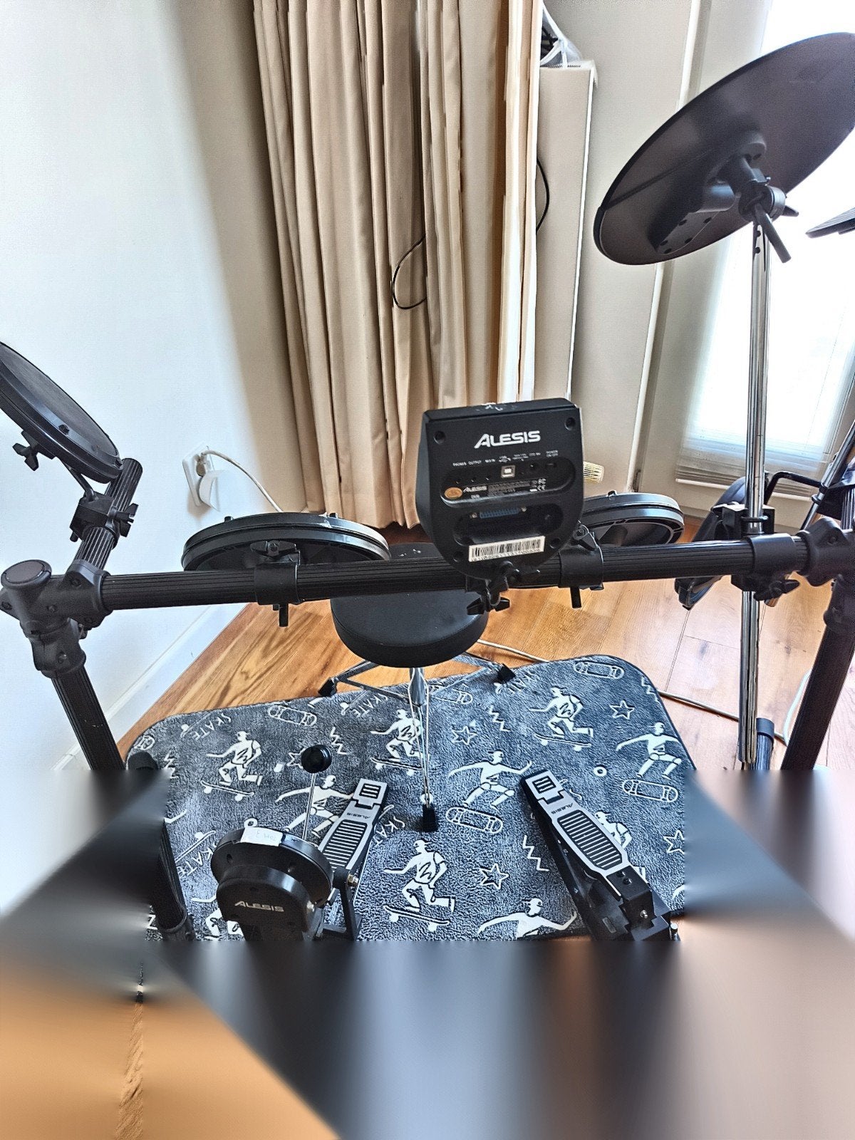 Alesis DM6 elektronisch drumstel – compleet, werkt perfect, Muziek en Instrumenten, Drumstellen en Slagwerk, Ophalen of Verzenden