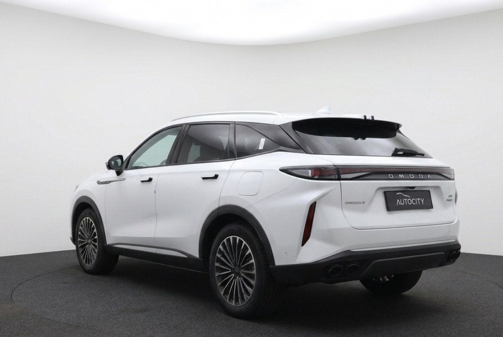 Omoda 9 1.5T-GDi SHS-P Premium 537pk 145km WLTP l VOORRAAD l, Auto's, Automaat, 4 cilinders, Wit, Bedrijf