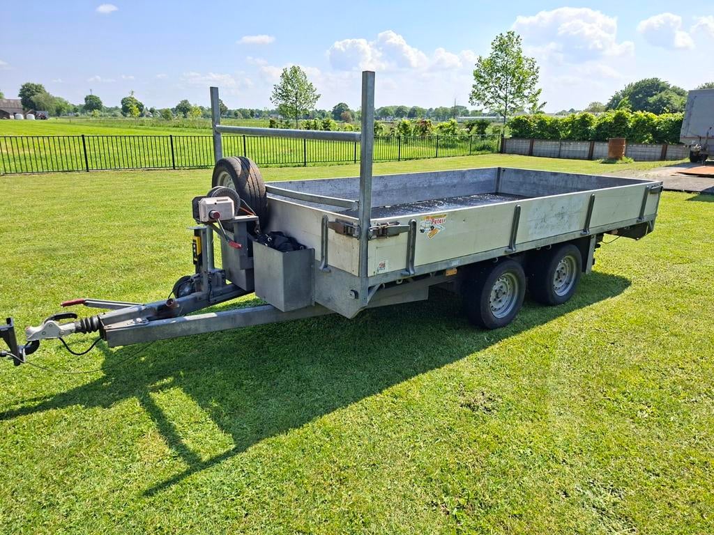 Elektrische kipper plateauwagen kieper, Ophalen