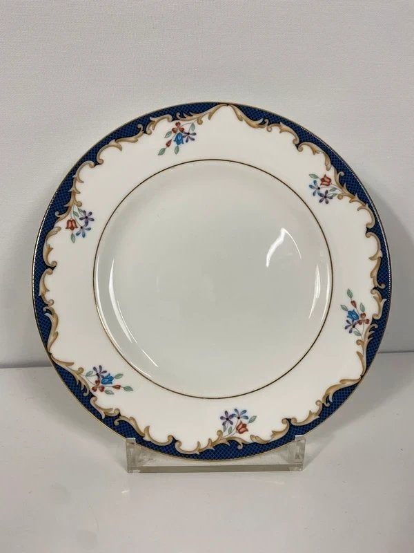 Wedgwood – Chartley – Bone China Bord, Ophalen of Verzenden, Zo goed als nieuw, Nvt, Nvt