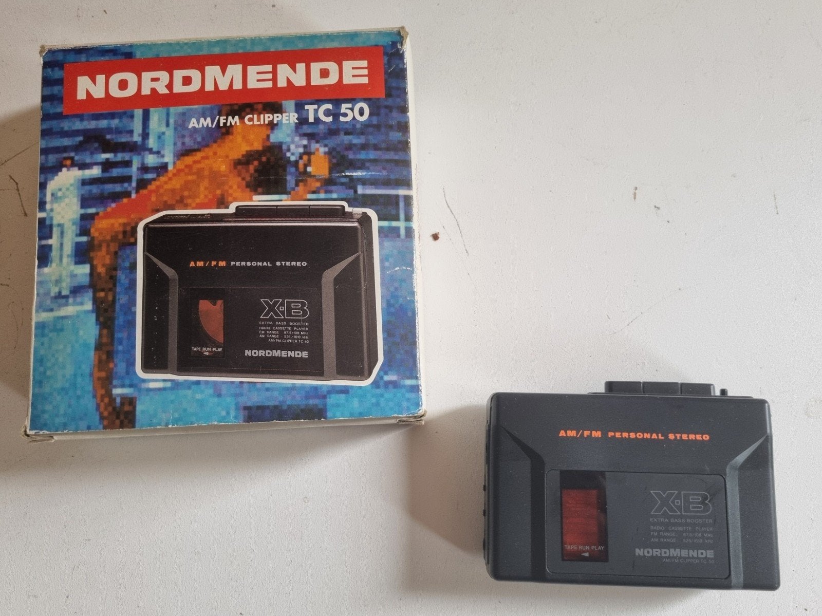 Nordmende AM/FM Clipper TC 50 Walkman uit 1993,  nieuwstaat, Ophalen of Verzenden, Walkman