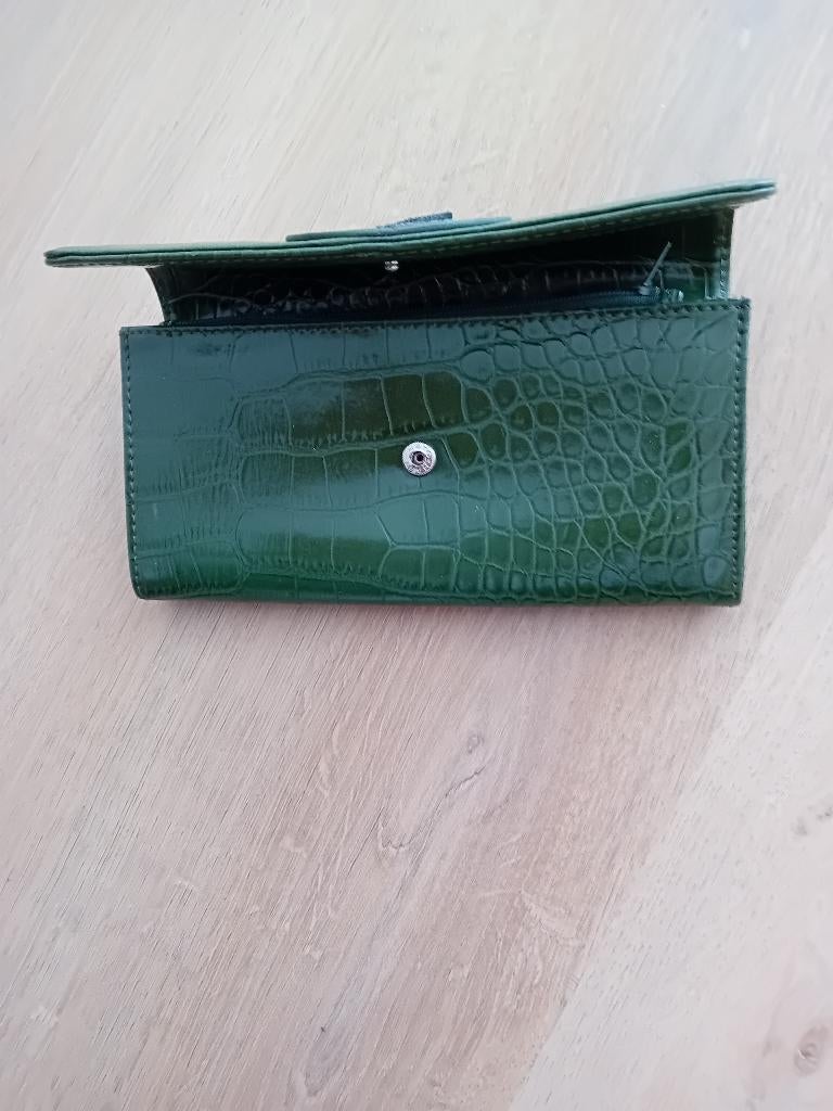Portemonnee / Beurs nieuw met div vakken, Ophalen of Verzenden, Nieuw, Groen