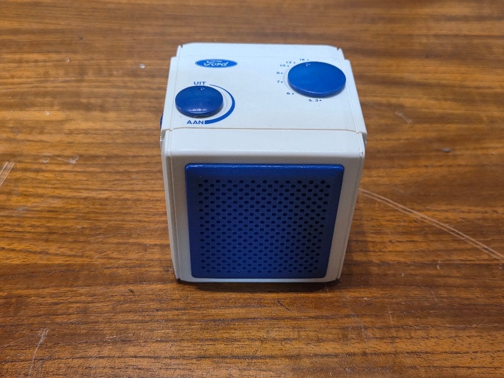 Middengolf radio Ford reclame, Verzamelen, Ophalen of Verzenden, Zo goed als nieuw, Auto's