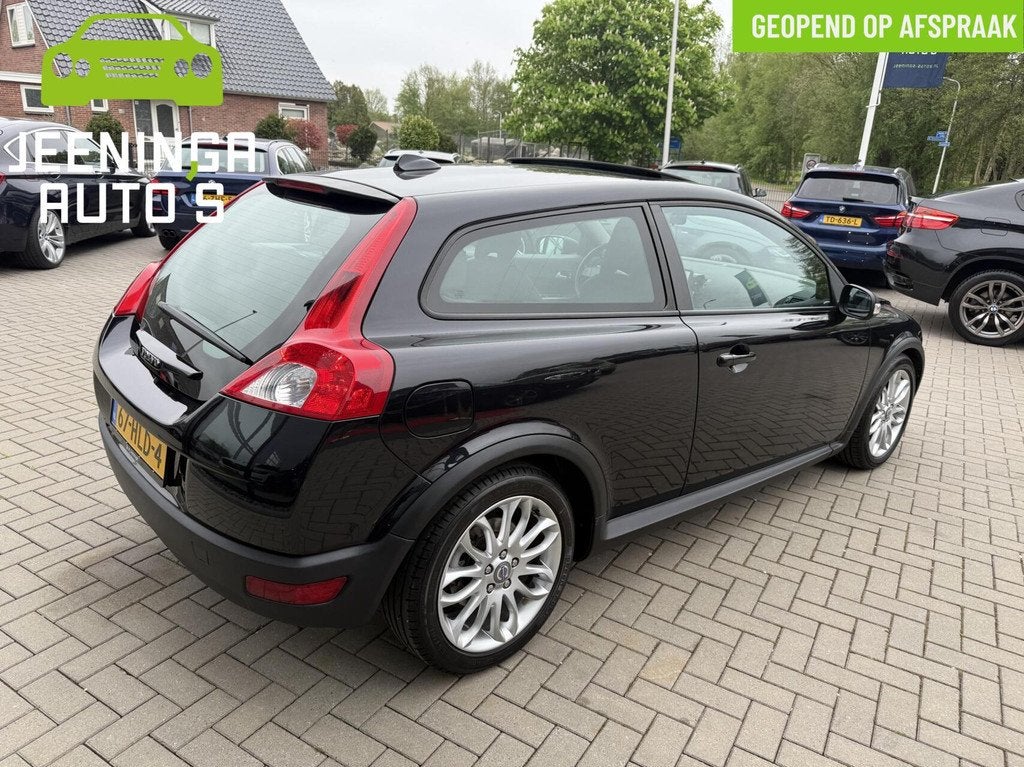 Volvo C30 1.8|Navi|Stoelverwarming|Opendak|Airco|Youngtimer, Gebruikt, Zwart, 4 cilinders, 4 stoelen