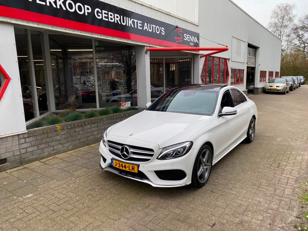 Mercedes-Benz C-klasse 180 AMG pakket - Pano - Burmester - I, Auto's, Achterwielaandrijving, Gebruikt, Wit, Bedrijf