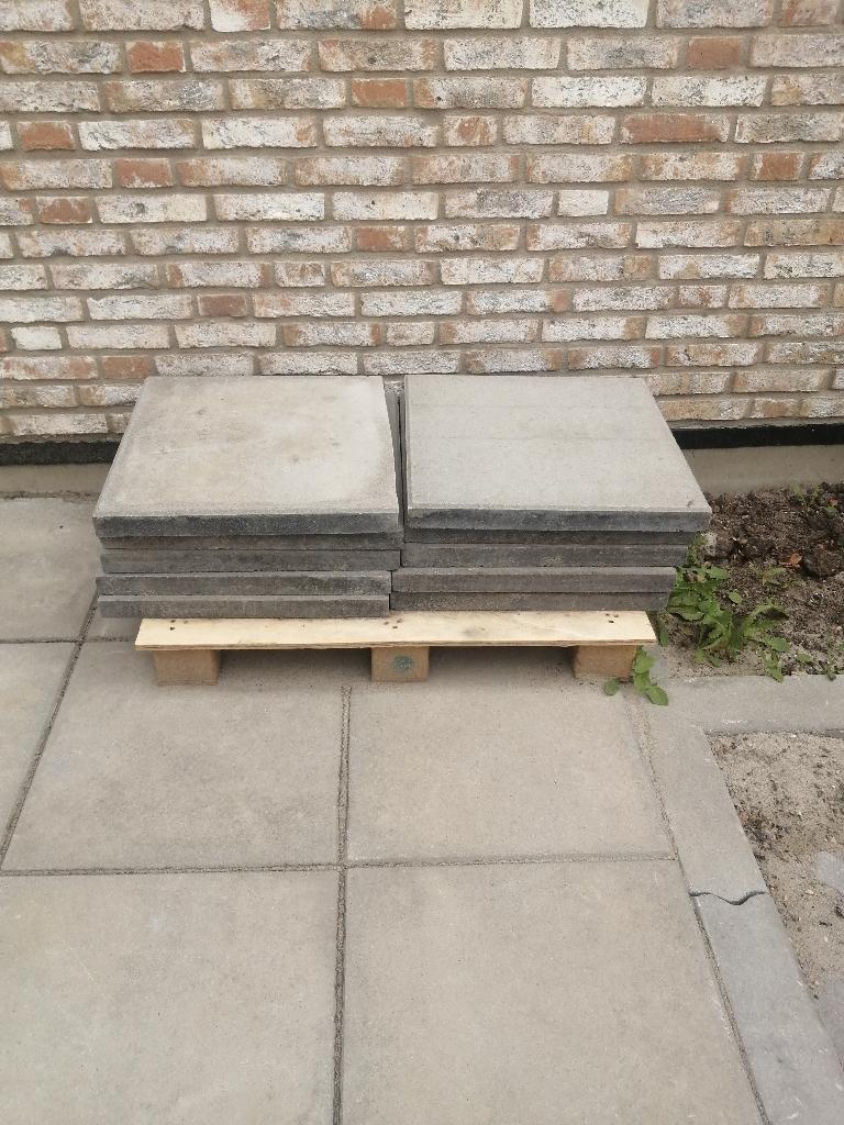 gratis 42 tuintegels ZGAN 50x50x4 cm, Tuin en Terras, Ophalen, 5 tot 10 m², Zo goed als nieuw, Beton