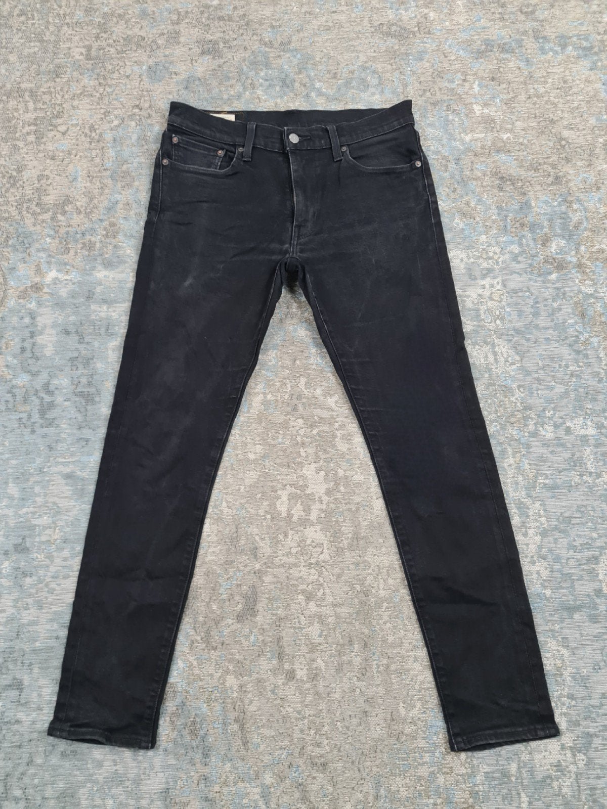 Levi's Skinny Taper W32 L30 STRETCH Zwart Bronno3230

De tai, W32 (confectie 46) of kleiner, Ophalen of Verzenden, Zo goed als nieuw