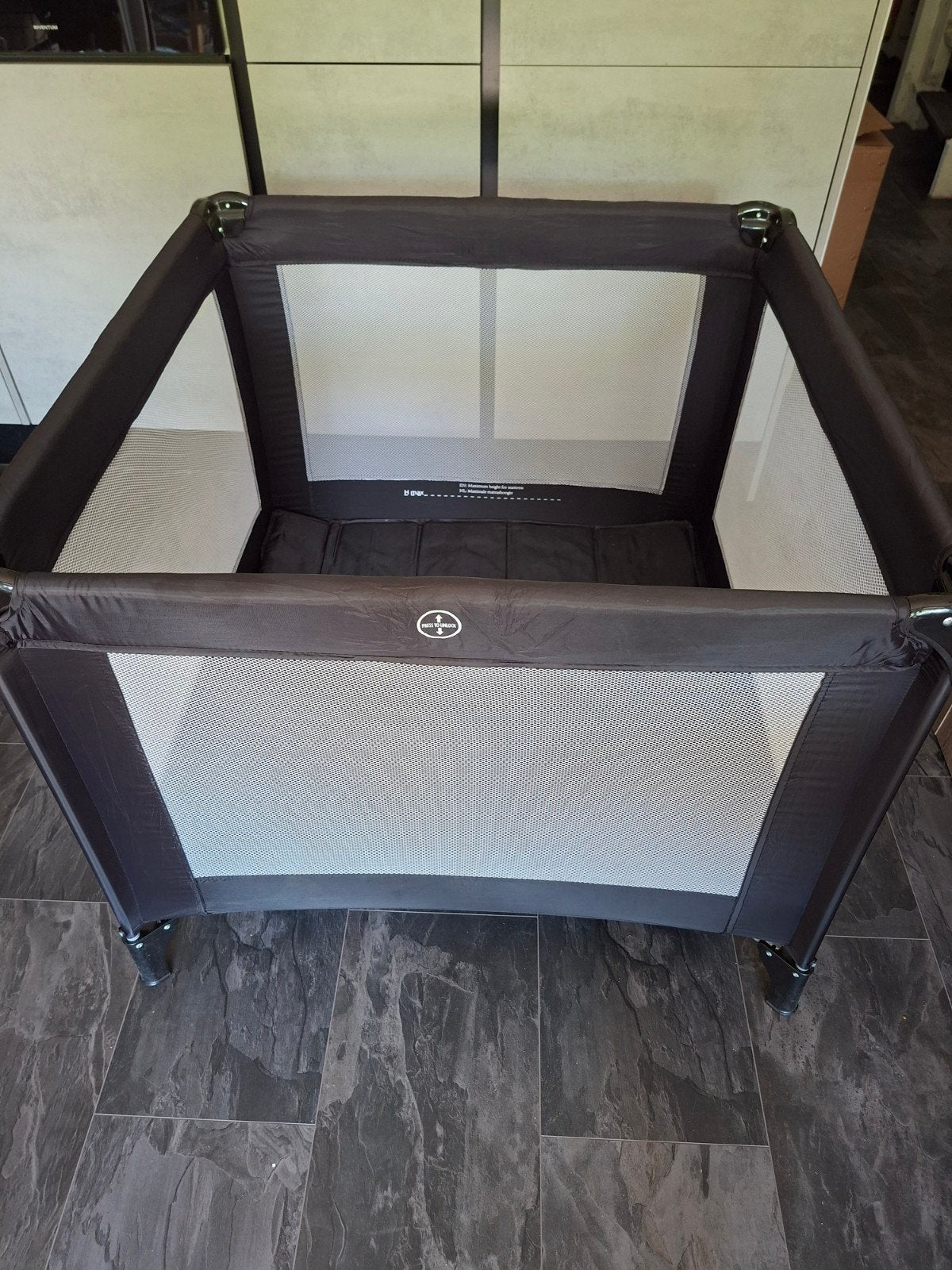 camping box, Ophalen, Zo goed als nieuw, Vierkant