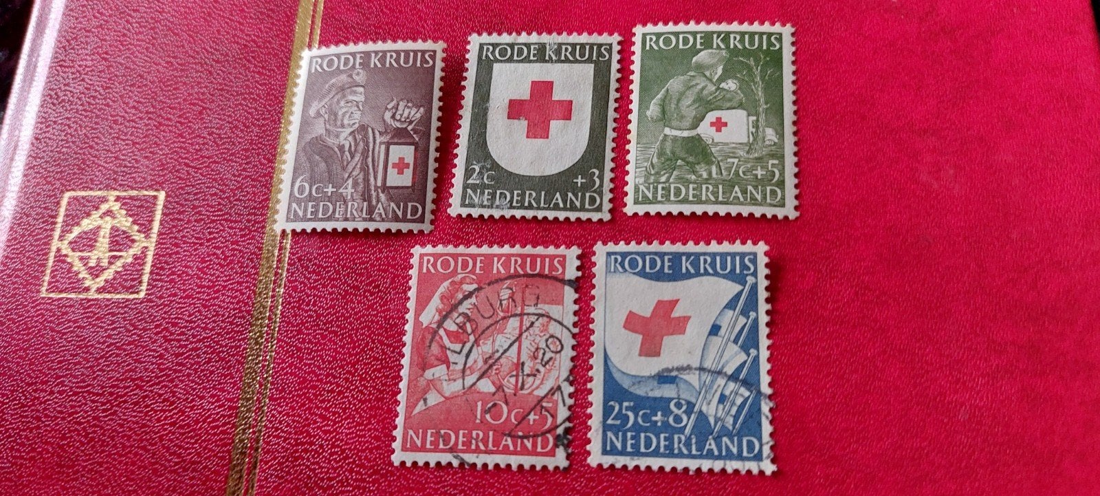 Nederland rode kruis, Ophalen of Verzenden, Na 1940, Postfris