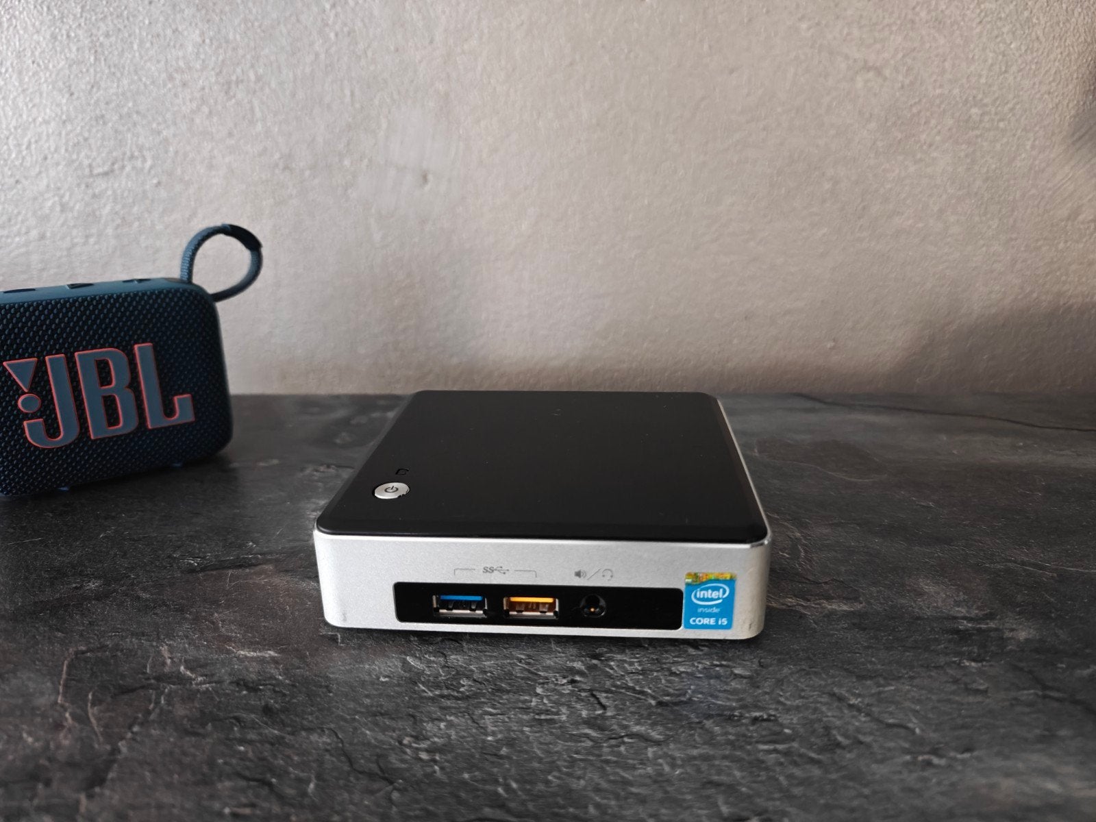 Intel NUC Micro Pc i5 processor 8gb ram Windows 11, Computers en Software, Desktop Pc's, Ophalen, 8 GB, Intel NUC, Zo goed als nieuw