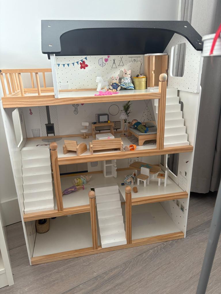 Poppenhuis Petite Amelie, Ophalen, Gebruikt, Poppenhuis