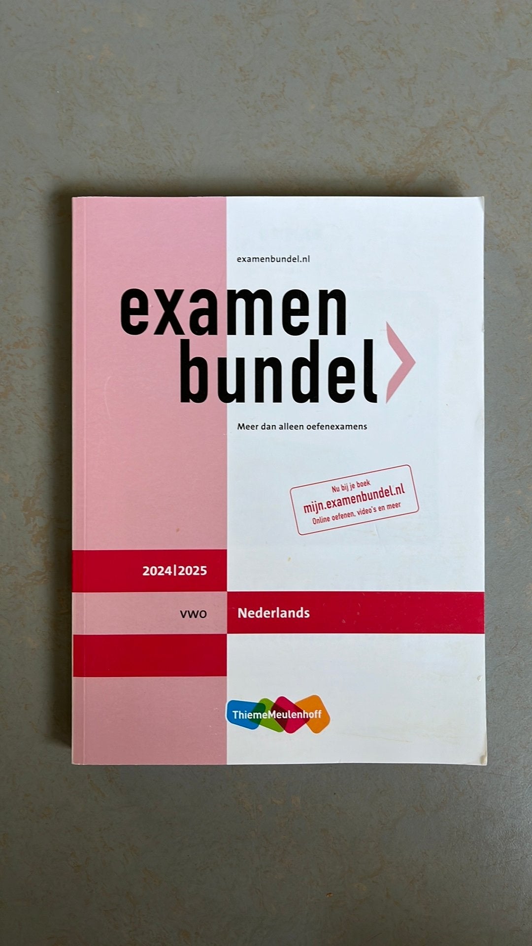 Examenbundel VWO Nederlands 2024/2025, Boeken, Ophalen of Verzenden, Zo goed als nieuw, VWO, Nederlands