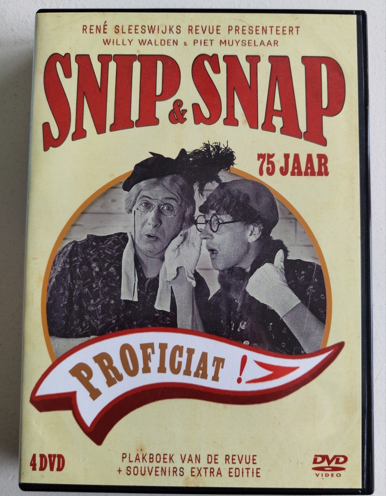 Snip & Snap Proficiat! 75 Jaar - 4 DVD Boxset, Alle leeftijden, Ophalen of Verzenden, Zo goed als nieuw, Komedie