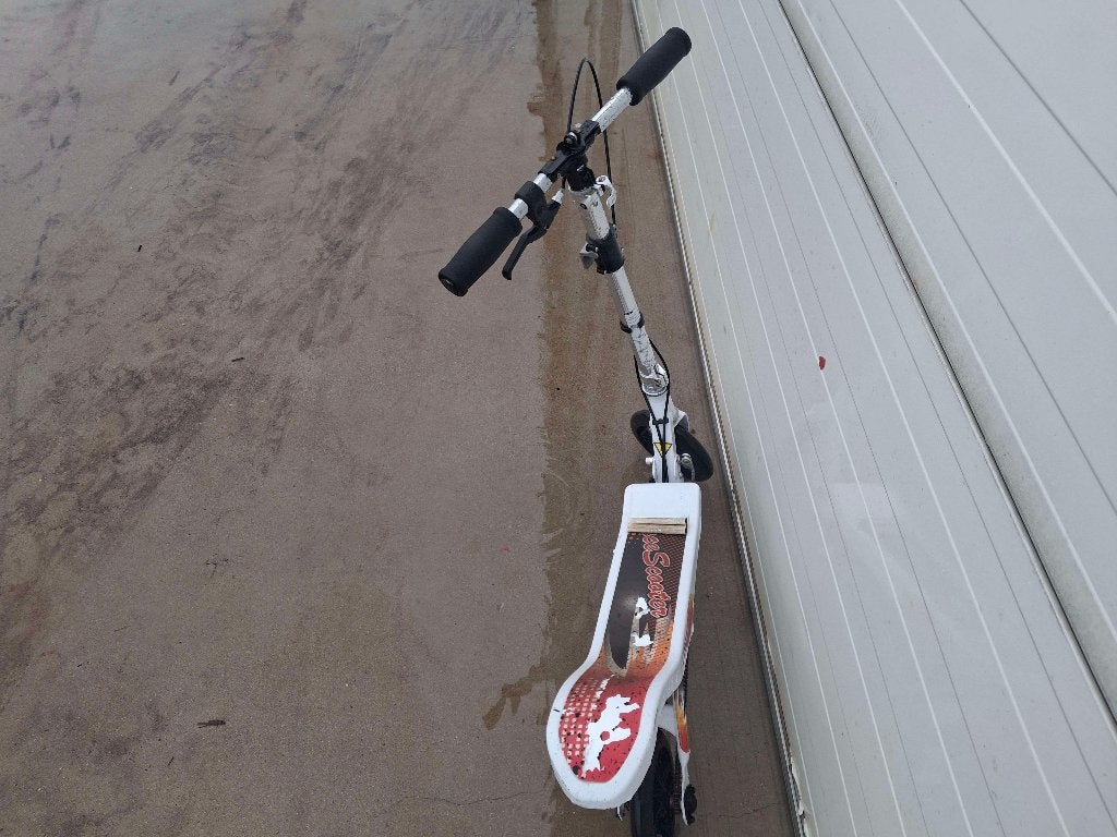 Spacescooter rood met wit, Fietsen en Brommers, Ophalen, Gebruikt, Overige typen, Space Scouter