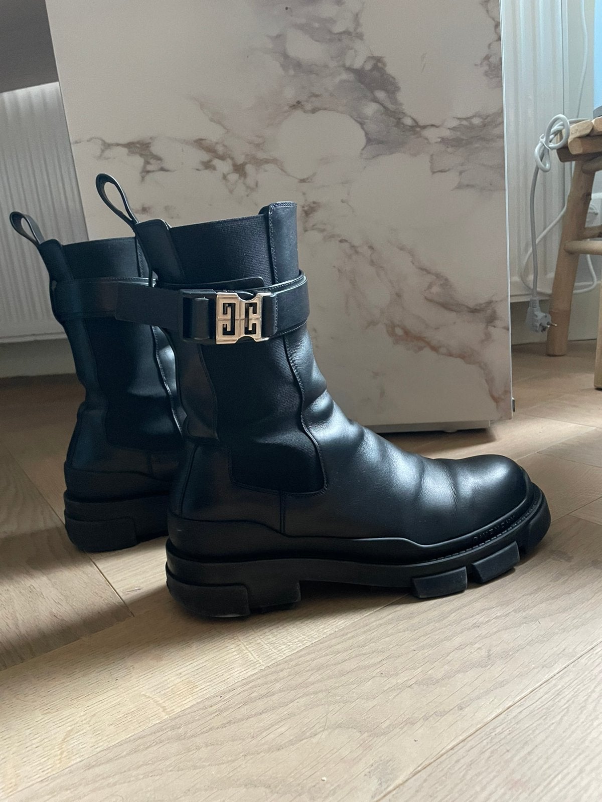Givenchy Terra Chelsea Boots, Kleding | Dames, Schoenen, Gedragen, Lage of Enkellaarzen, Zwart, Ophalen