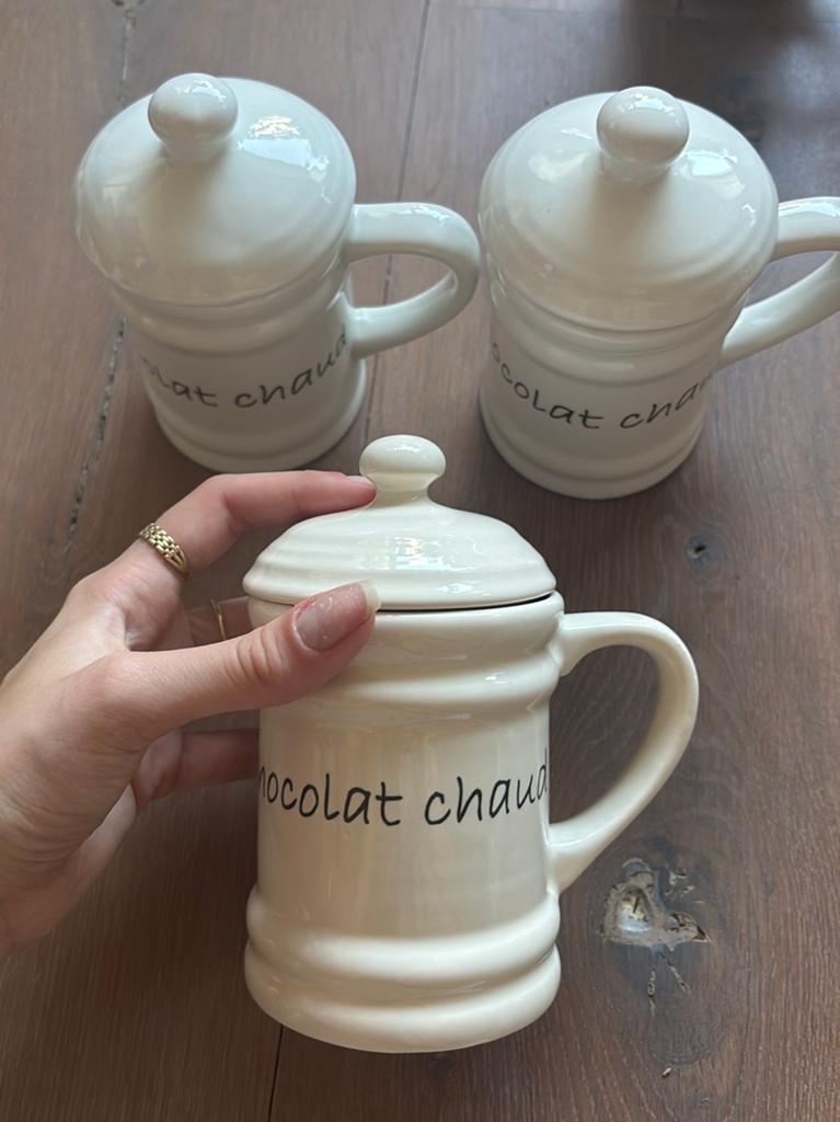 Riviera Maison chocolat chaud mokken met deksel, Huis en Inrichting, Keuken | Servies, Ophalen of Verzenden, Gebruikt, Overige stijlen