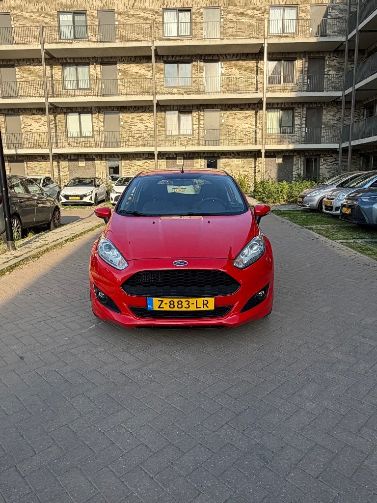 Prachtige Ford Fiësta 125PK / 3-Deurs  / 2013 (september), Voorwielaandrijving, 125 pk, 40 €/maand, Elektrische ramen