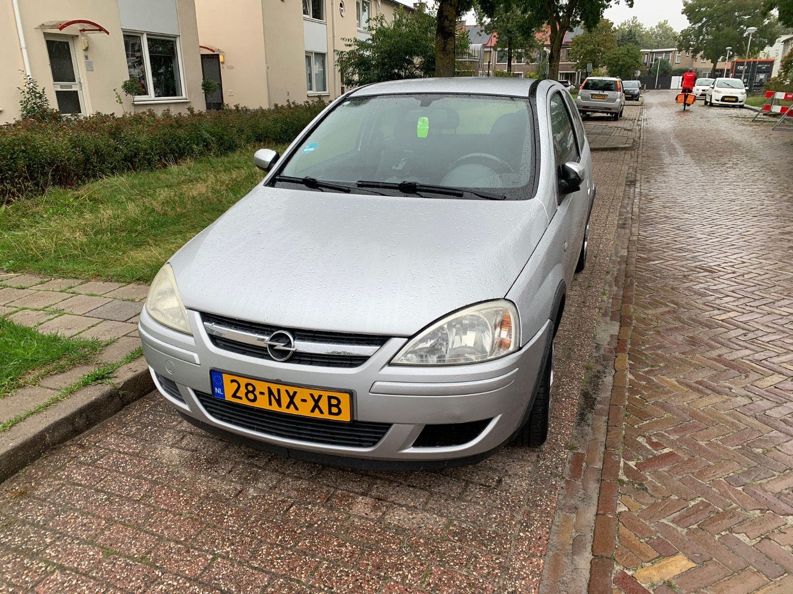 Opel Corsa 1.4 3D Easytronic 2004 Grijs, Bluetooth, 450 kg, 31 €/maand, 4 cilinders