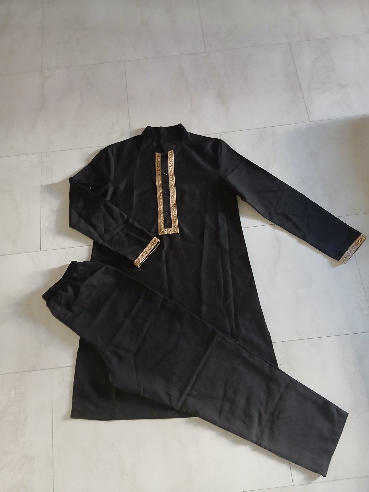 Heren Salwar Kameez - Zwart met goud, Ophalen of Verzenden, Zo goed als nieuw, Onbekend