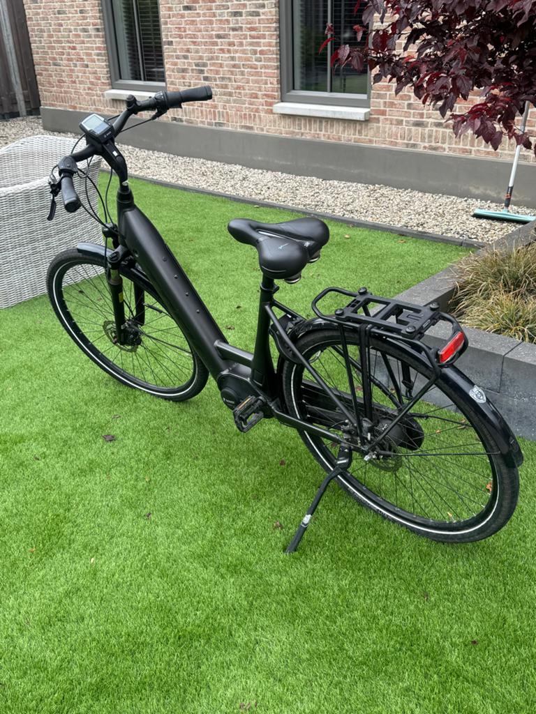 Trek District 3+ elektrische fiets - Bosch motor, Gebruikt, 50 km per accu of meer, Ophalen, Overige merken