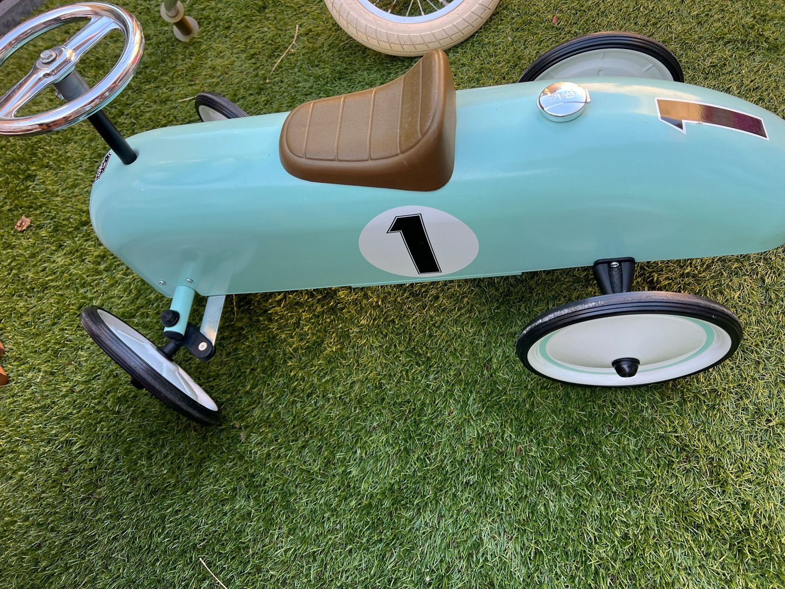Baghera Ride-On Racer Loopauto - Mintgroen, Ophalen, Zo goed als nieuw