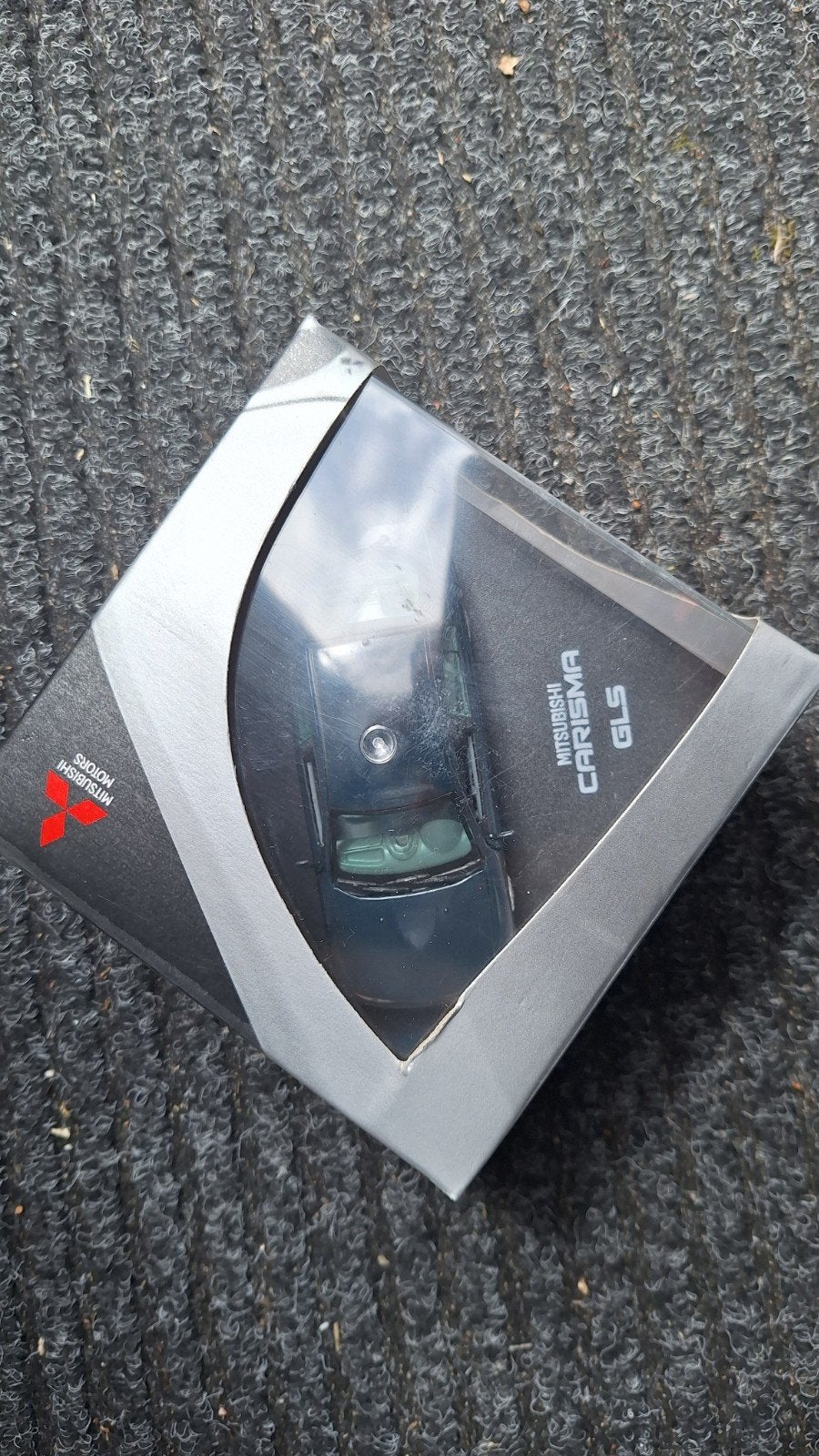 Mitsubishi Carisma GLS 1:43, Ophalen of Verzenden, Zo goed als nieuw, Auto, Overige merken