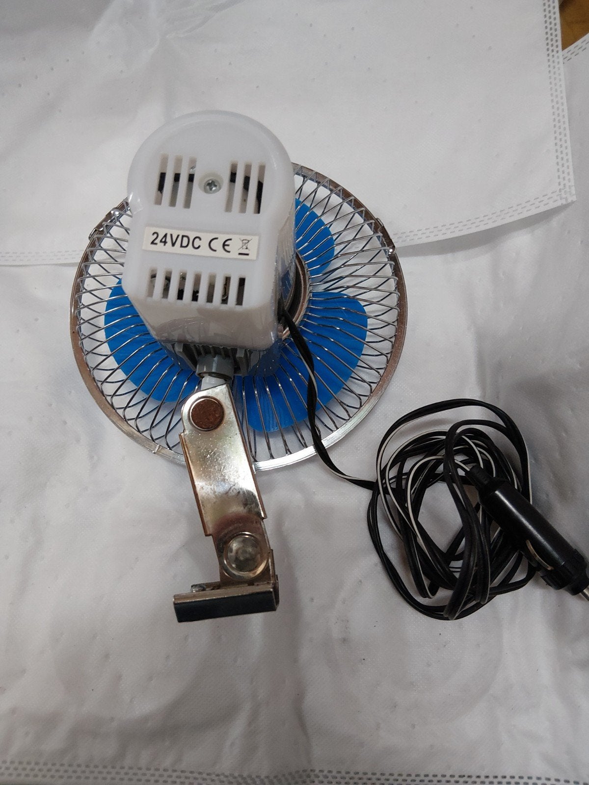 Carpoint Auto Ventilator 24V - Oscillerend Metaal Ø15,3cm, Ophalen of Verzenden, Nieuw