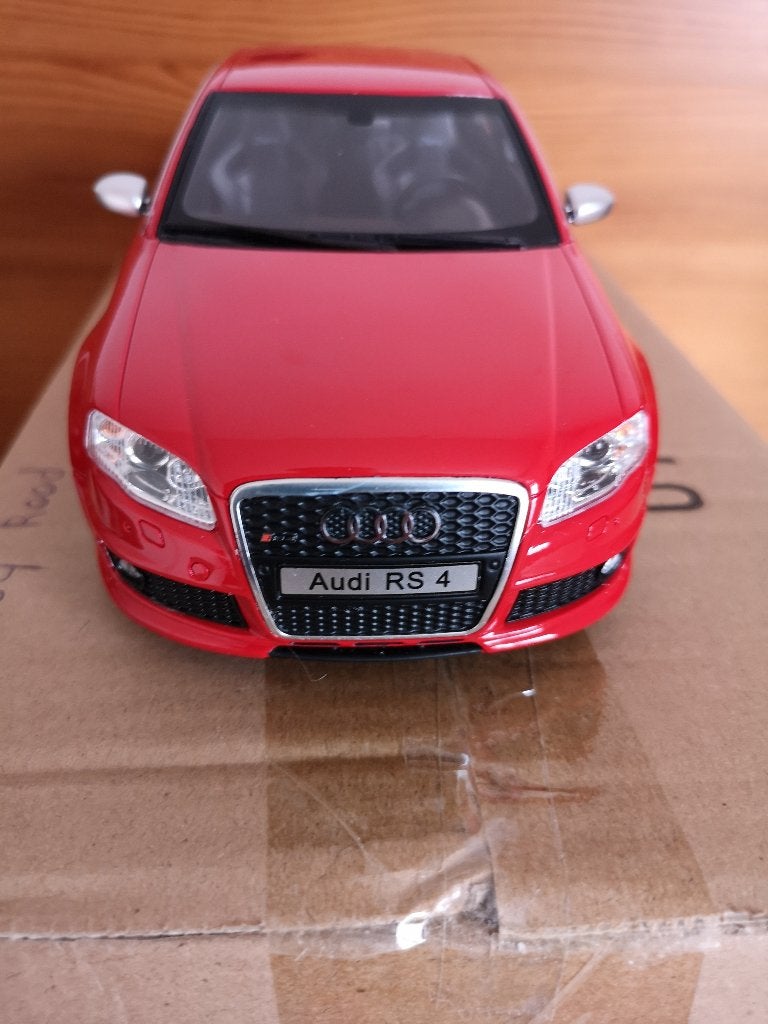 Audi RS 4 (B7) 4.2 FSI OT400, Hobby en Vrije tijd, Modelauto's | 1:18, Ophalen of Verzenden, Nieuw, Auto, OttOMobile