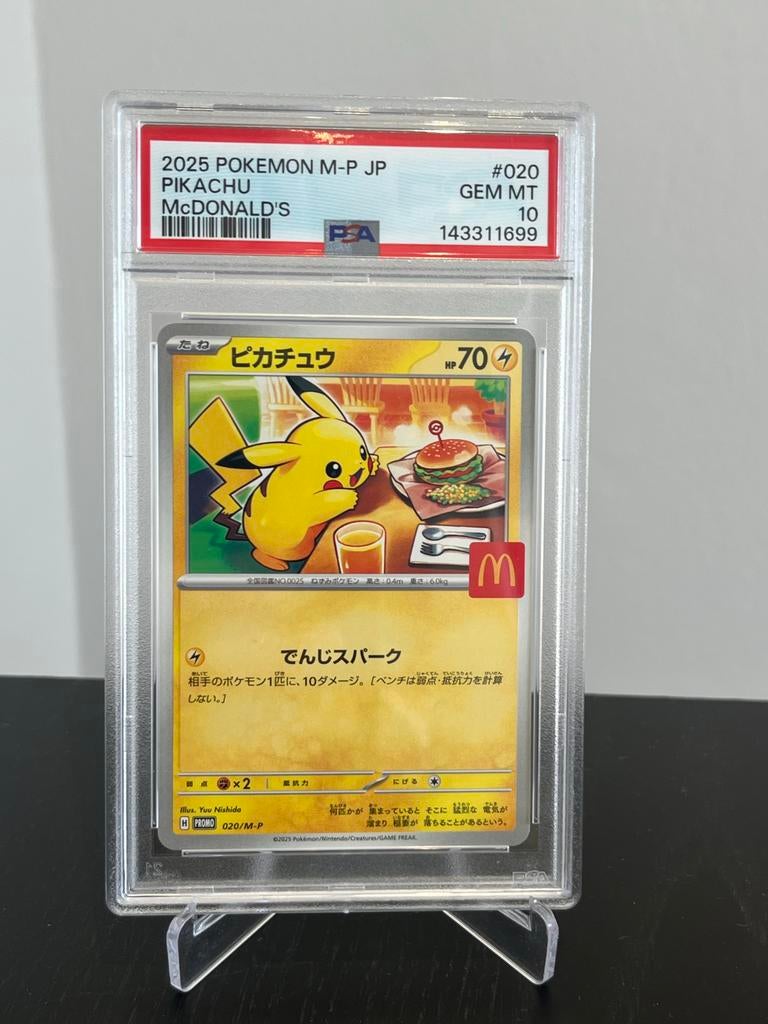 Pikachu McDonald's Promo PSA 10 (Burgerchu), Ophalen of Verzenden, Nieuw, Losse kaart, Foil