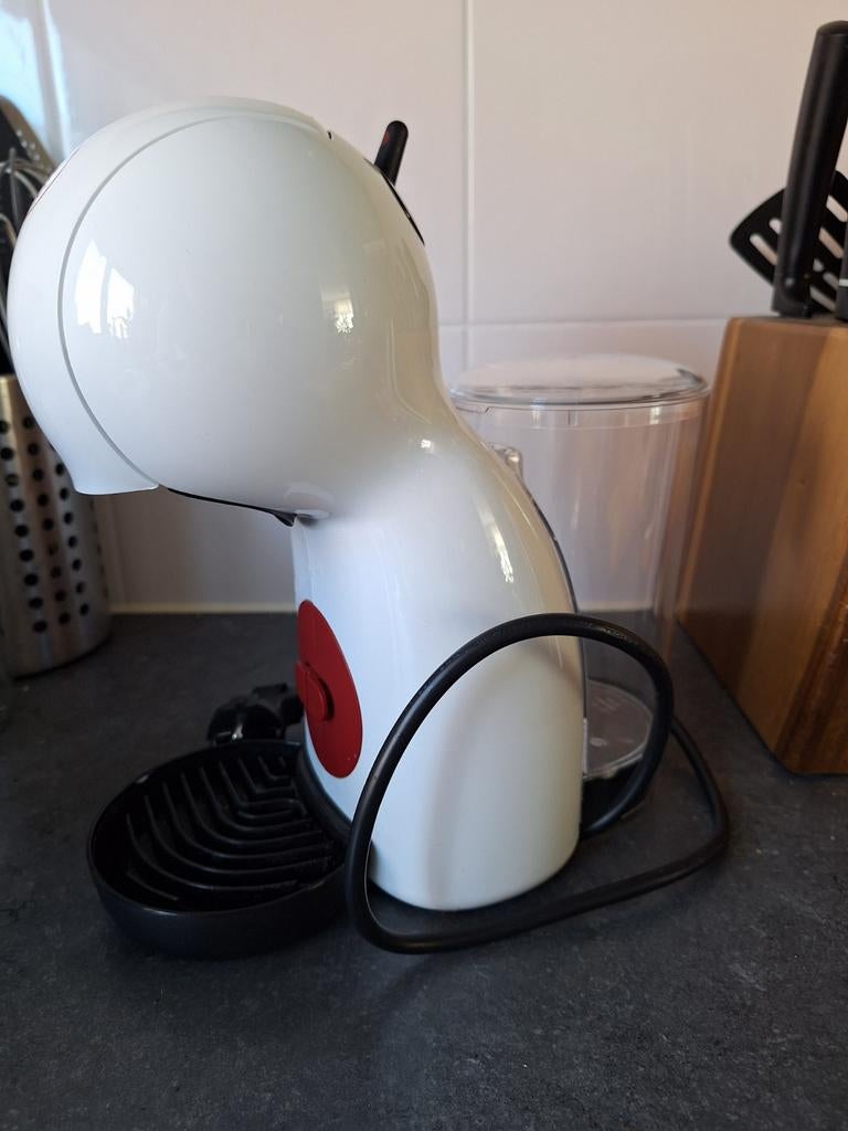 Nescafé Dolce Gusto Piccolo XS Koffiezetapparaat Wit, Koffiemachine, Ophalen of Verzenden, Zo goed als nieuw, 1 kopje
