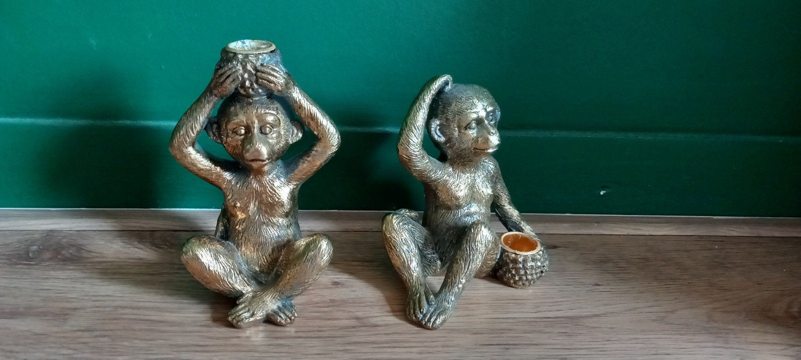 Set van 2 gouden apen beeldjes - kaarsenhouder, Huis en Inrichting, Vintage, Gebruikt, Ophalen of Verzenden, Goud