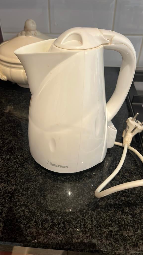 Witte Waterkoker Bestron, Witgoed en Apparatuur, Waterkokers, Minder dan 1 liter, Ophalen of Verzenden, Zo goed als nieuw