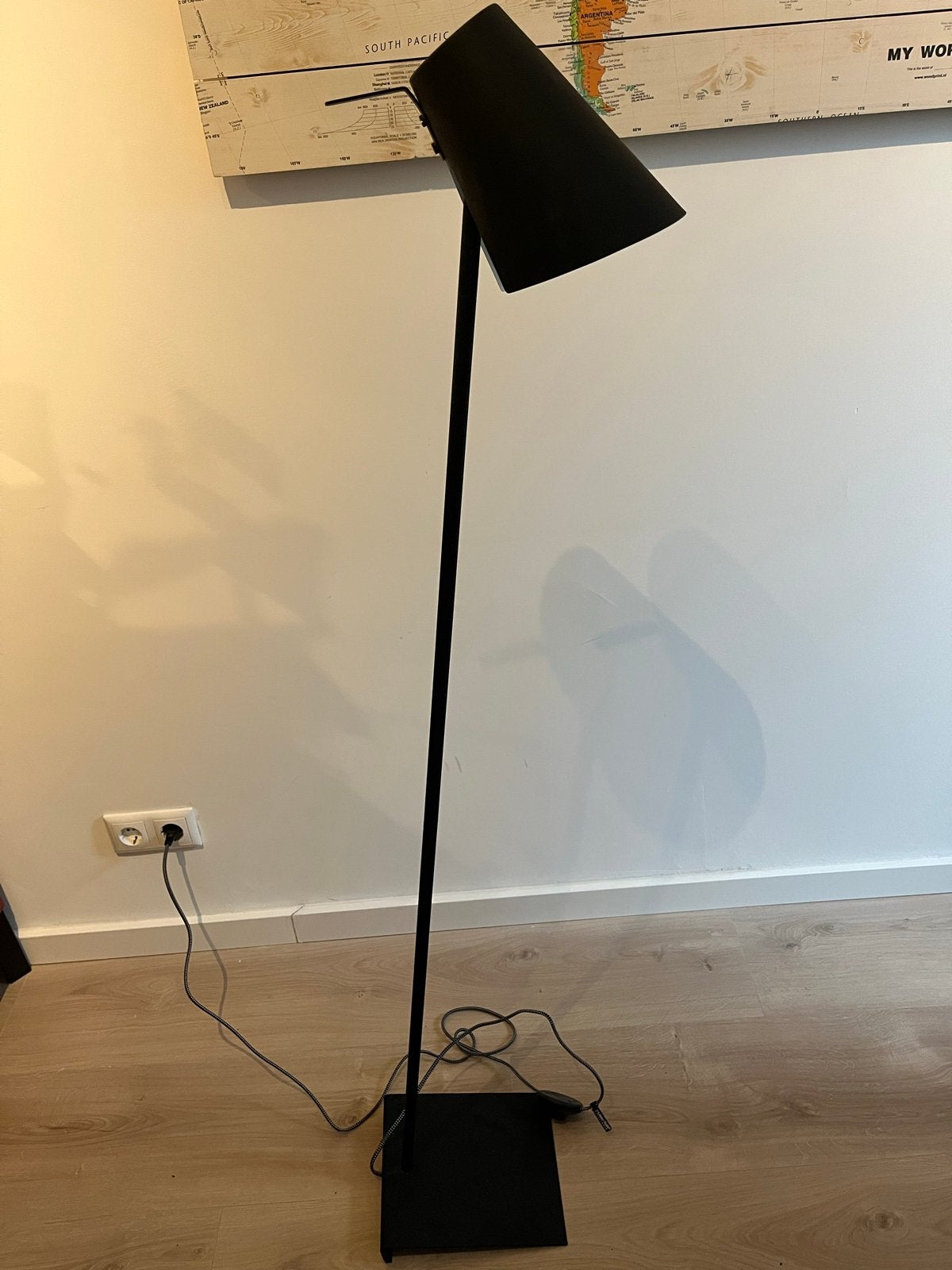IT'S ABOUT RoMi - Cardiff Vloerlamp Zwart, Ophalen, Gebruikt, Metaal, 150 tot 200 cm