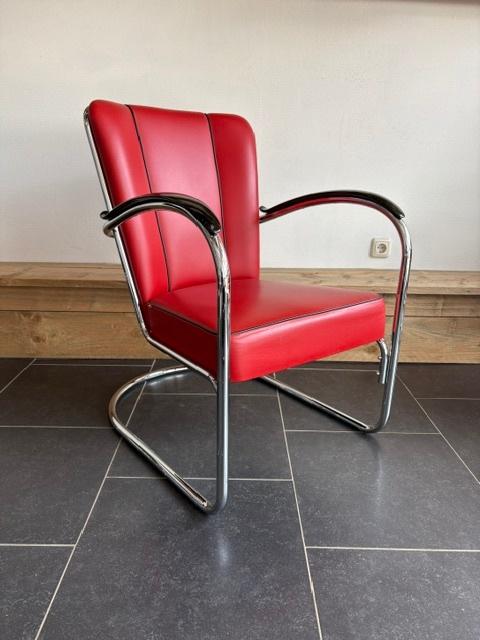 Gispen 412 fauteuil, chroom, rood leder, Design, 75 tot 100 cm, Zo goed als nieuw, Leer