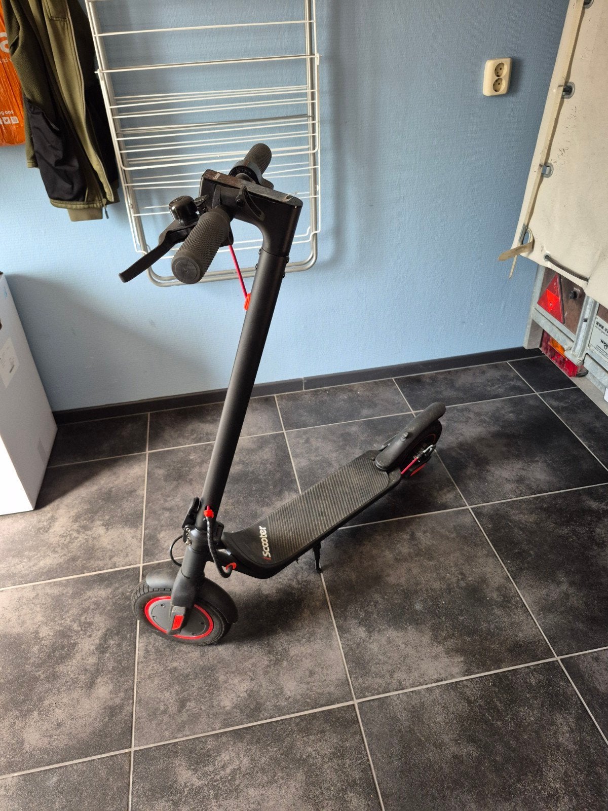 Elektrische step (E-scooter) - iScooter, Fietsen en Brommers, Steps, Ophalen, Zo goed als nieuw, Elektrische step (E-scooter)
