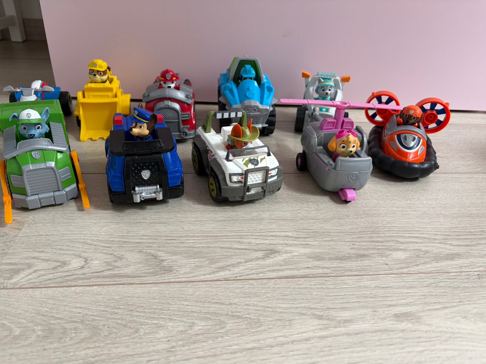 Paw patrol auto’s, Ophalen, Zo goed als nieuw