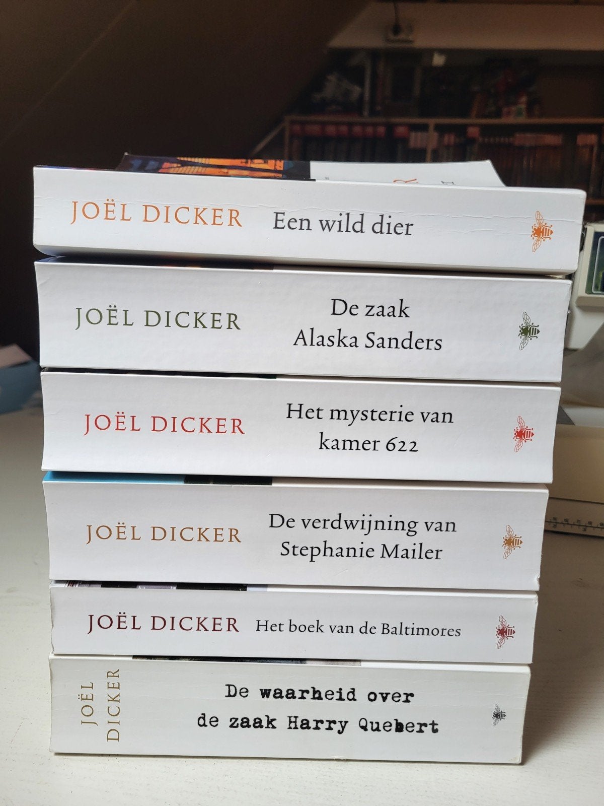 Joel Dicker. Alle 6 zijn boeken in prima staat, Boeken, Ophalen of Verzenden, Zo goed als nieuw