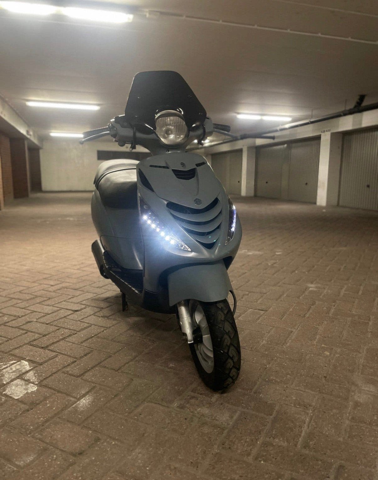 Piaggio zip 4t, Ophalen, Zo goed als nieuw, Benzine, Piaggio