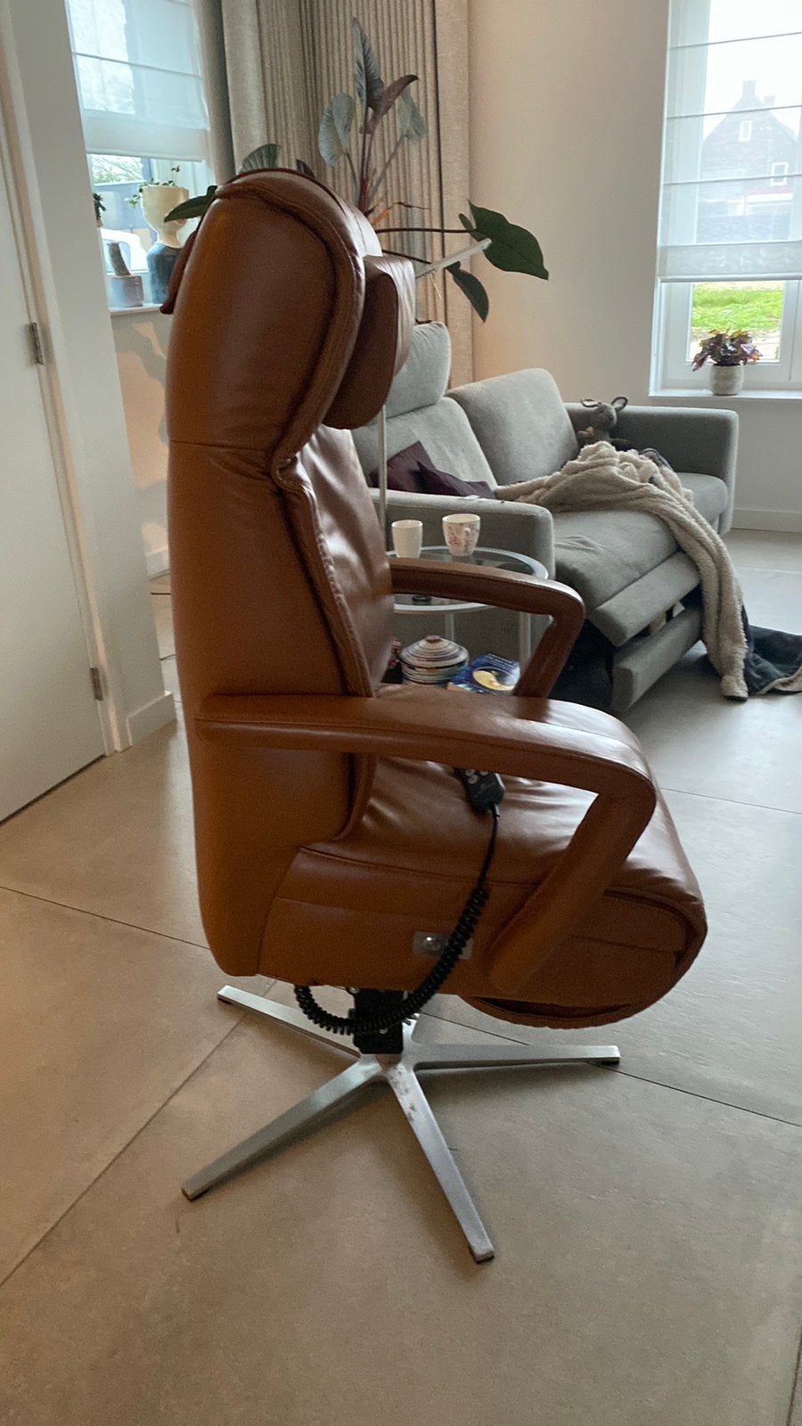 Prominent relax- sta op fauteuil met extra luxe accu., Huis en Inrichting, Fauteuils, Zo goed als nieuw, Leer, 50 tot 75 cm, 75 tot 100 cm