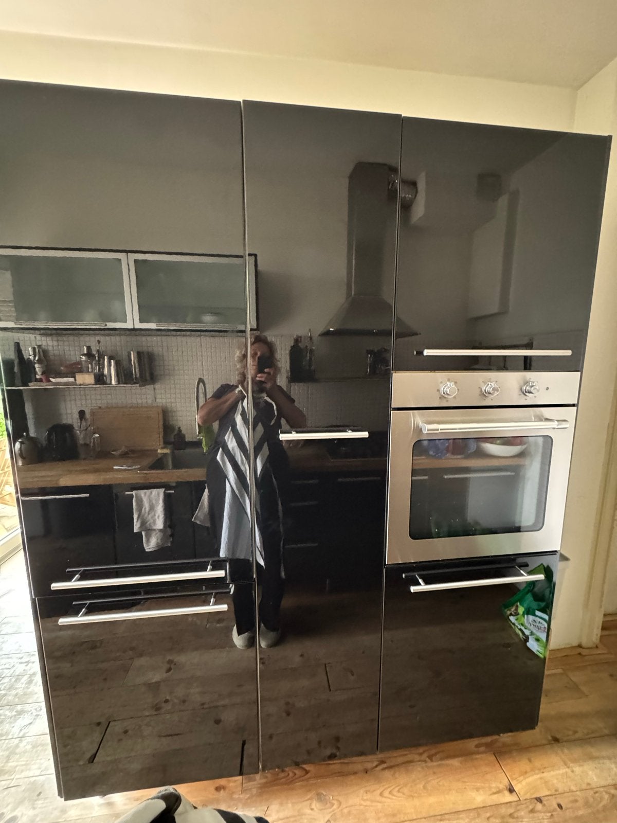 Zwarte hoogglans IKEA keuken met eiken blad en apparatuur, Gebruikt, Zwart, Overige typen, Ophalen of Verzenden