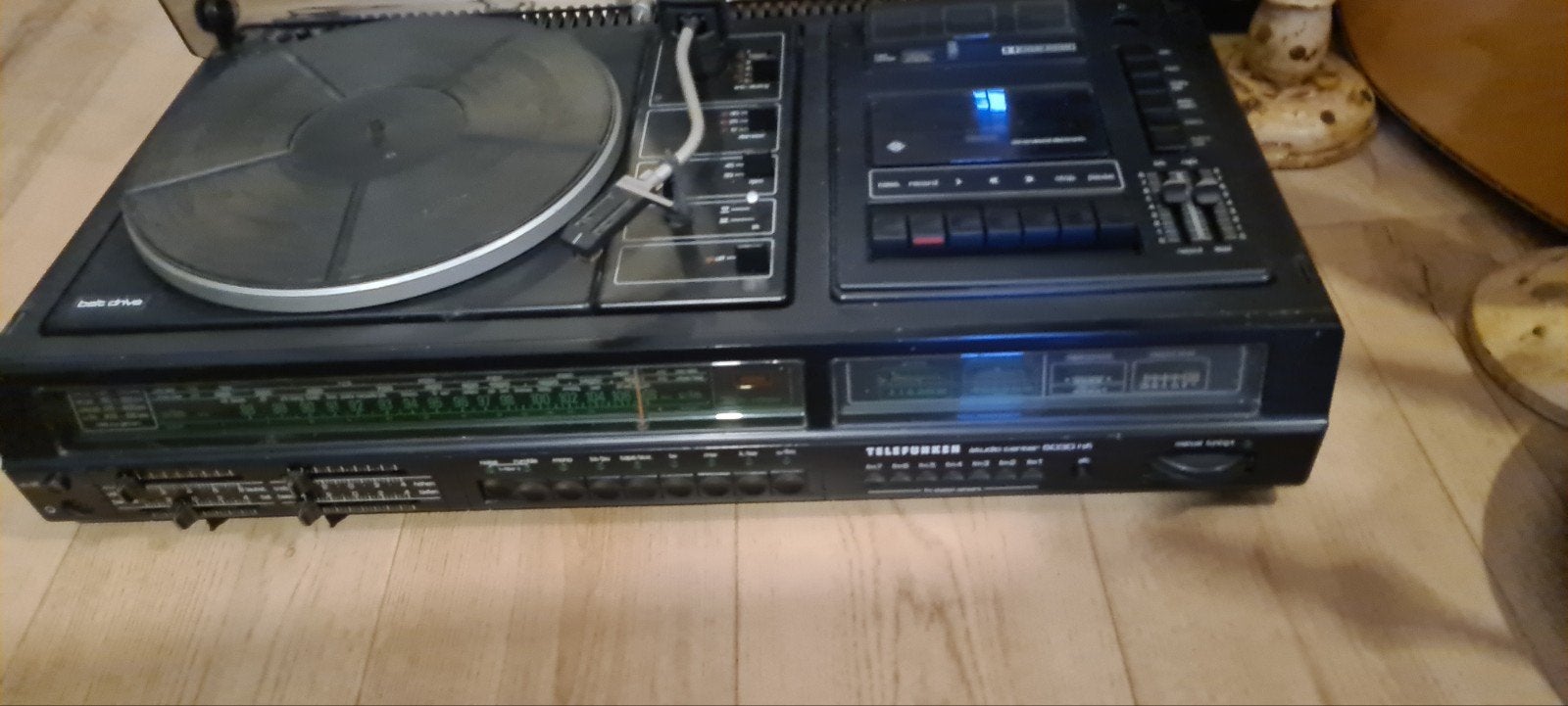 Diverse verzameling van antiek, kunst en audioapparatuur, Antiek en Kunst, Ophalen