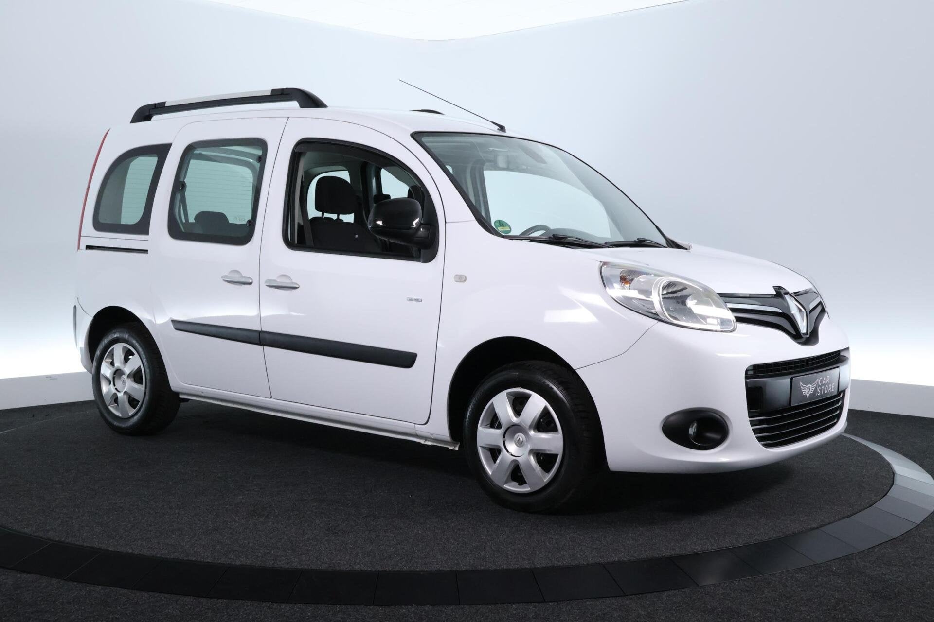 Renault Kangoo Family 1.2 TCe |CRUISE|CLIMA|PRAKTISCH|BLUETO, Voorwielaandrijving, Stof, Gebruikt, 1295 kg