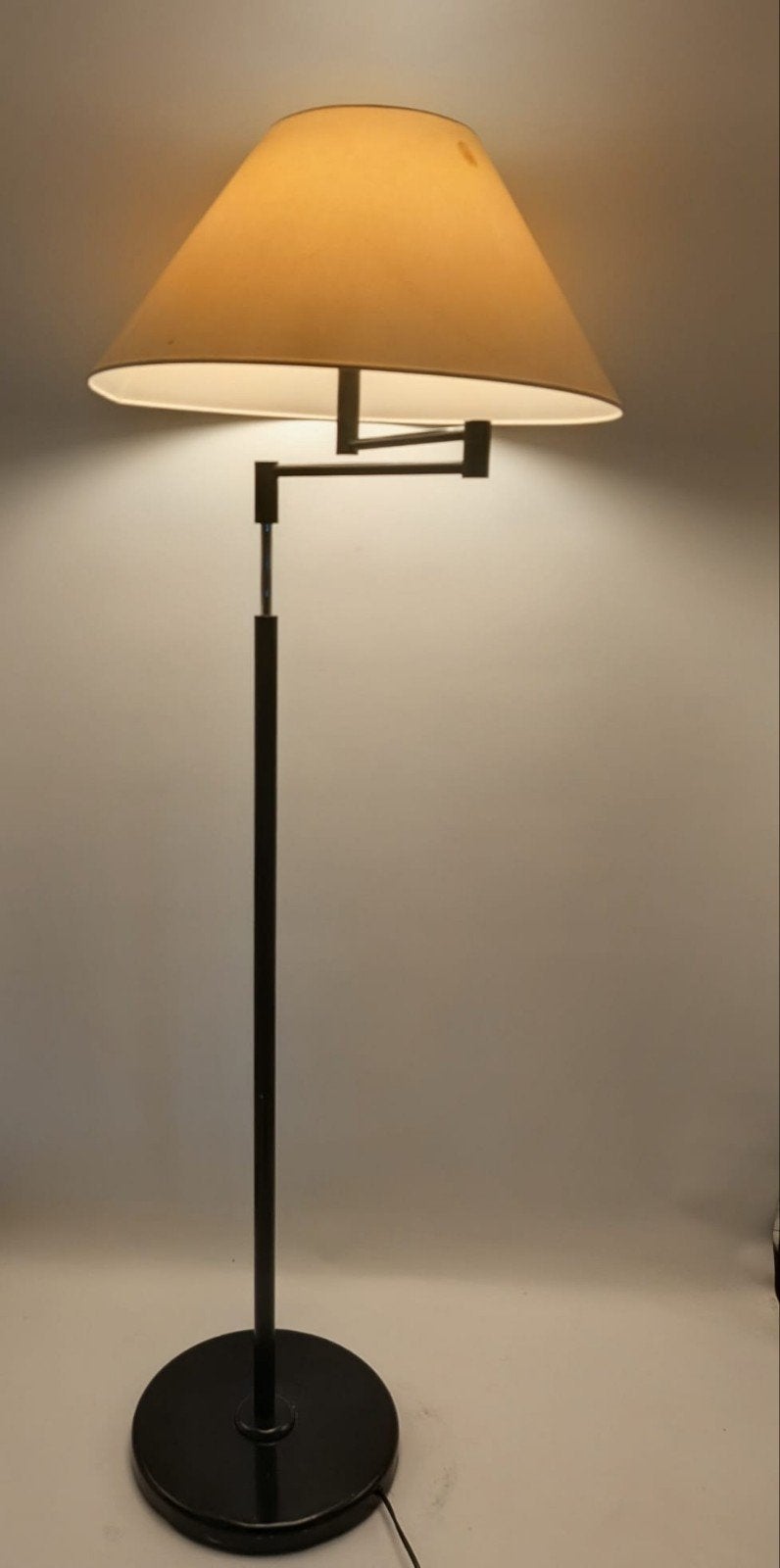 Dijkstra Lampen Verstelbare Vloerlamp | Zwart | Nederlands, Gebruikt, Onbekend, Ophalen of Verzenden, Stof